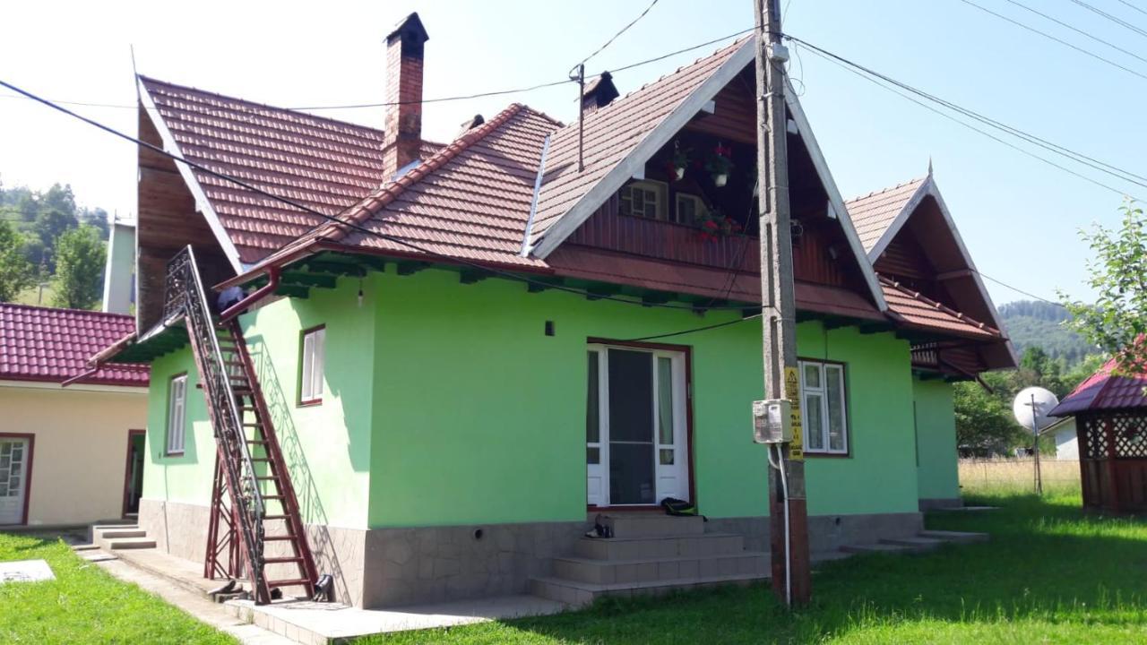 Family&Friends Apartamento Ceahlău Exterior foto